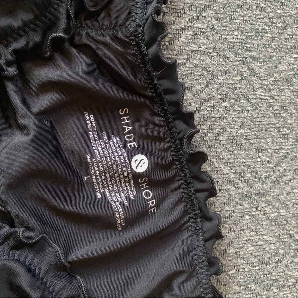 Shade & Shore Black Ruffled Low Rise Bikini Bottom Large - Picture 3 of 12